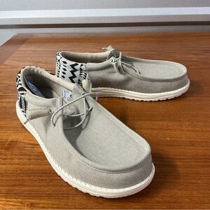 Hey Dude Men Wally Funk Jacquard Gray Tribal Bungee Shoe Size 9